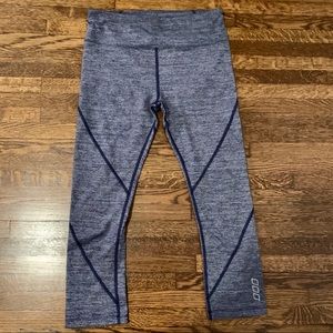 Lorna Jane - Blue 7/8” leggings- Small